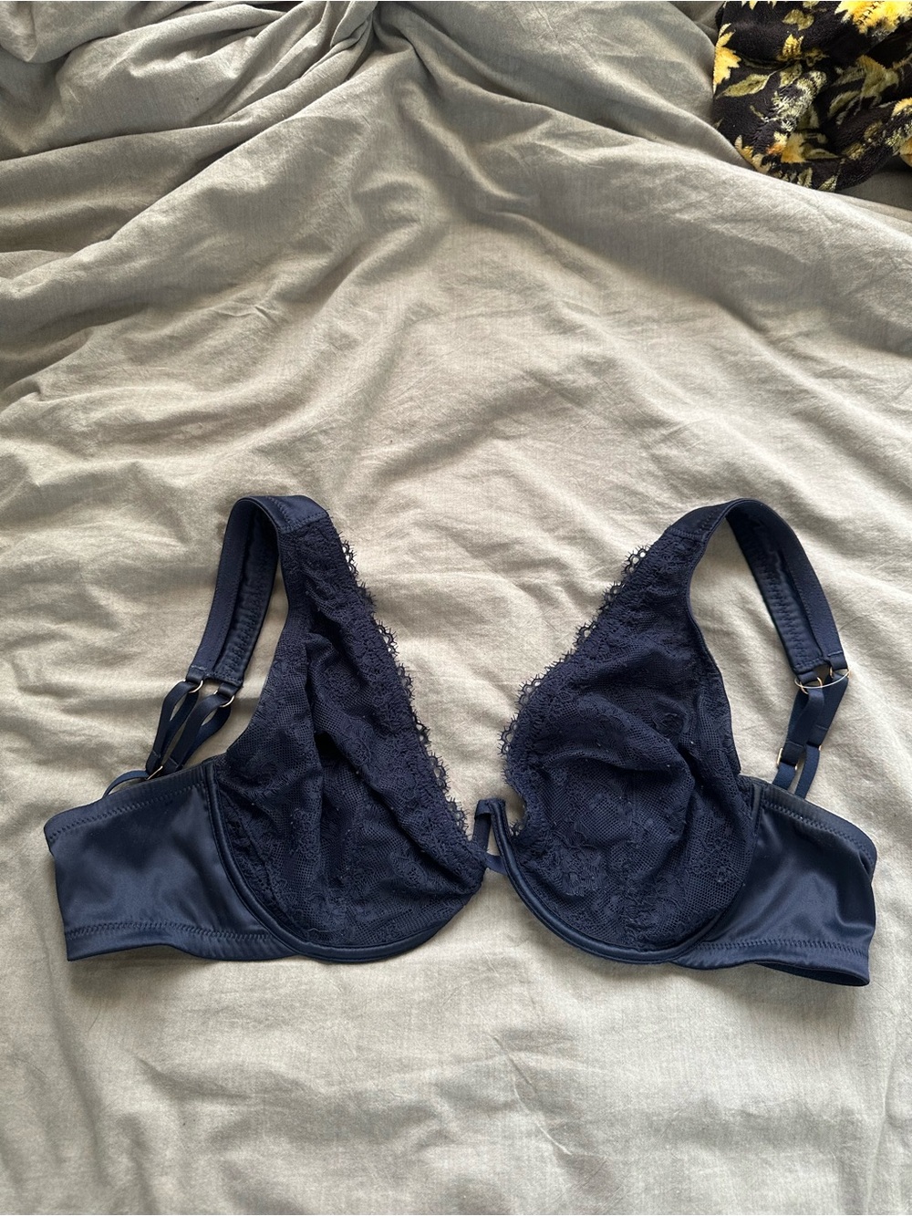 aerie Navy Lace Plunge Underwire Bra